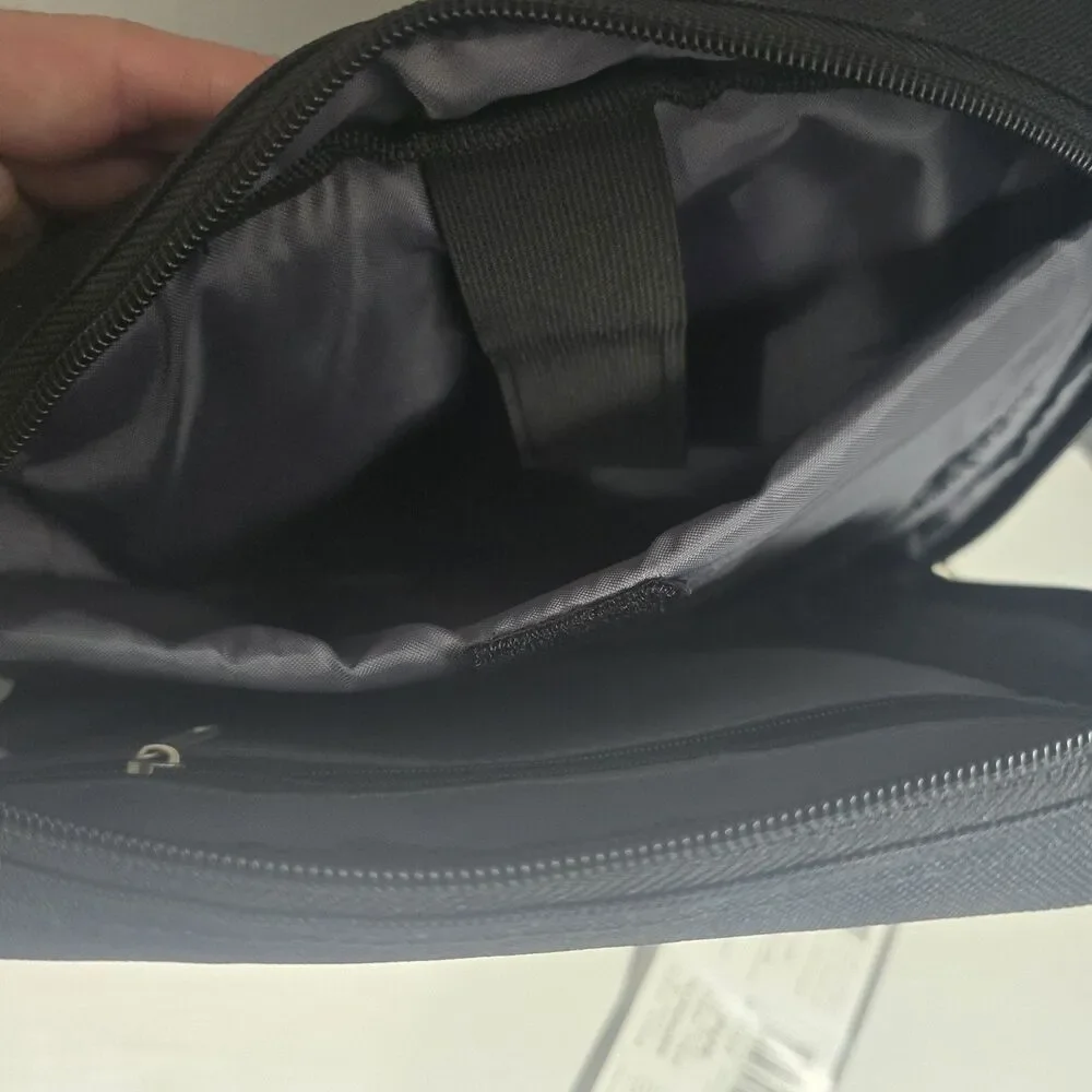 NEW Kensington Computer Shoulder Bag Sling Black K62571